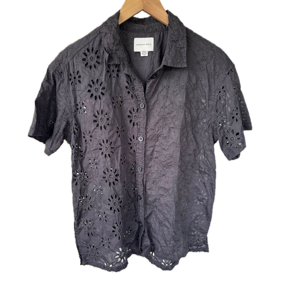 American Eagle 10% Cotton Eyelet Poplin Lace Unlined Button Down Shirt S